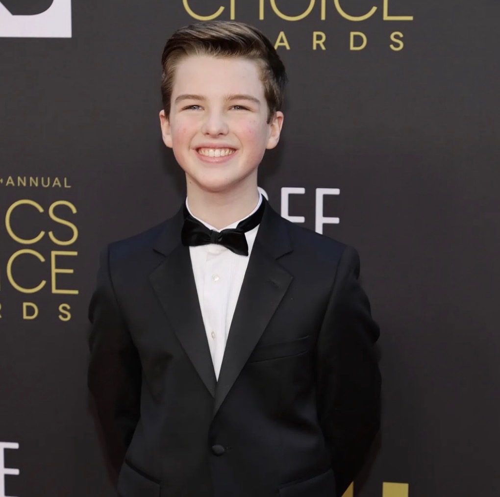 Iain Armitage Critics Choice Awards styling by Laura LaRocca